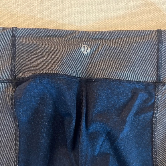 Lululemon limited edition leggings - Picture 3 of 5